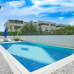 Hotel Birpa Kundu *