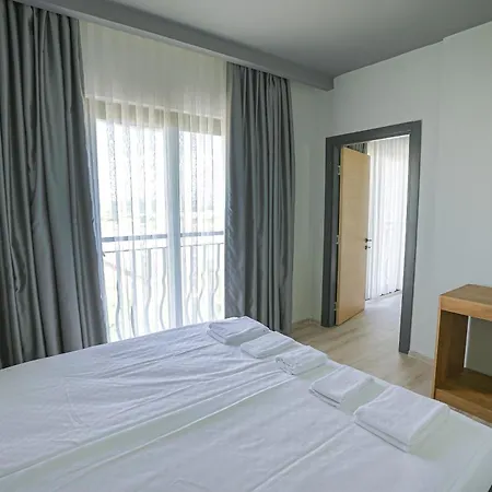 Hotel Birpa Kundu *