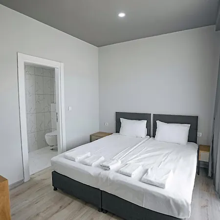 Birpa Kundu * Antalya